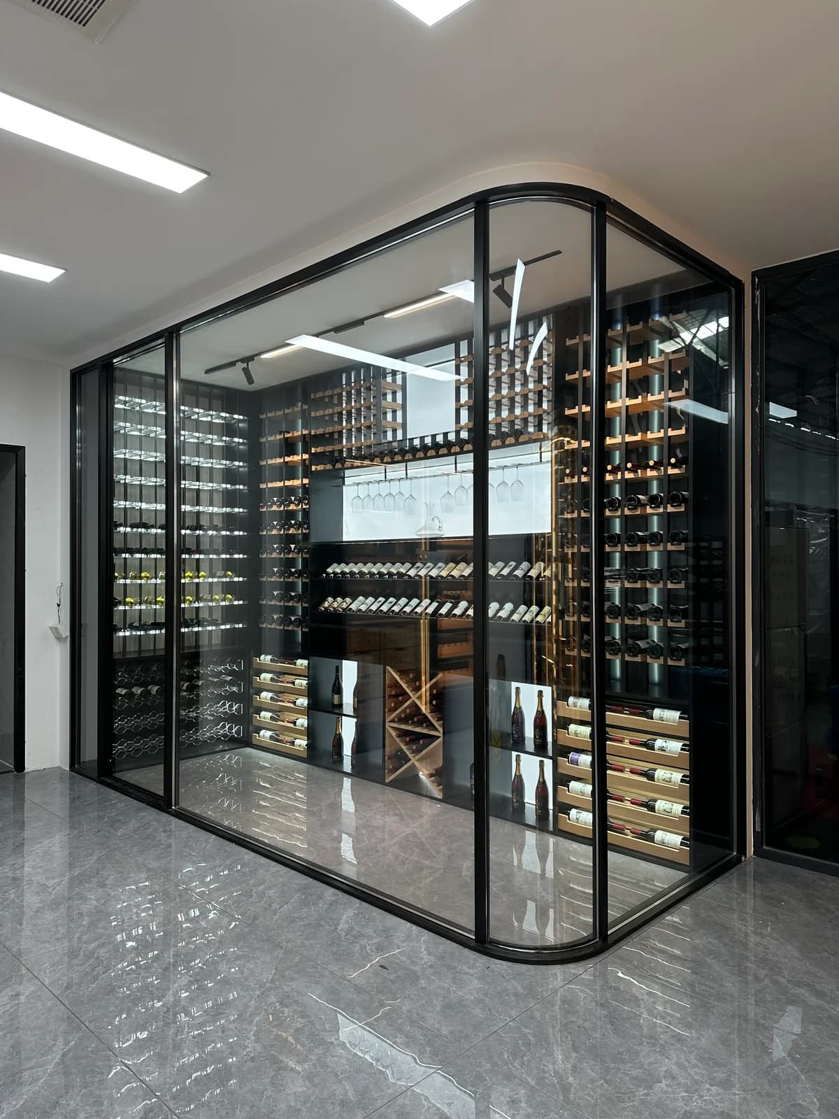 Zhongshan L-Shaped Walk-In Cellar gallery 4