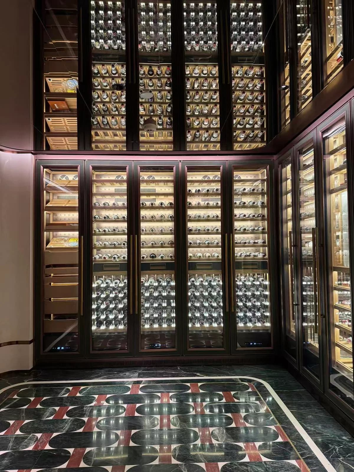 Guangzhou C17 Whisky Bar L-Shaped Cabinet gallery 2