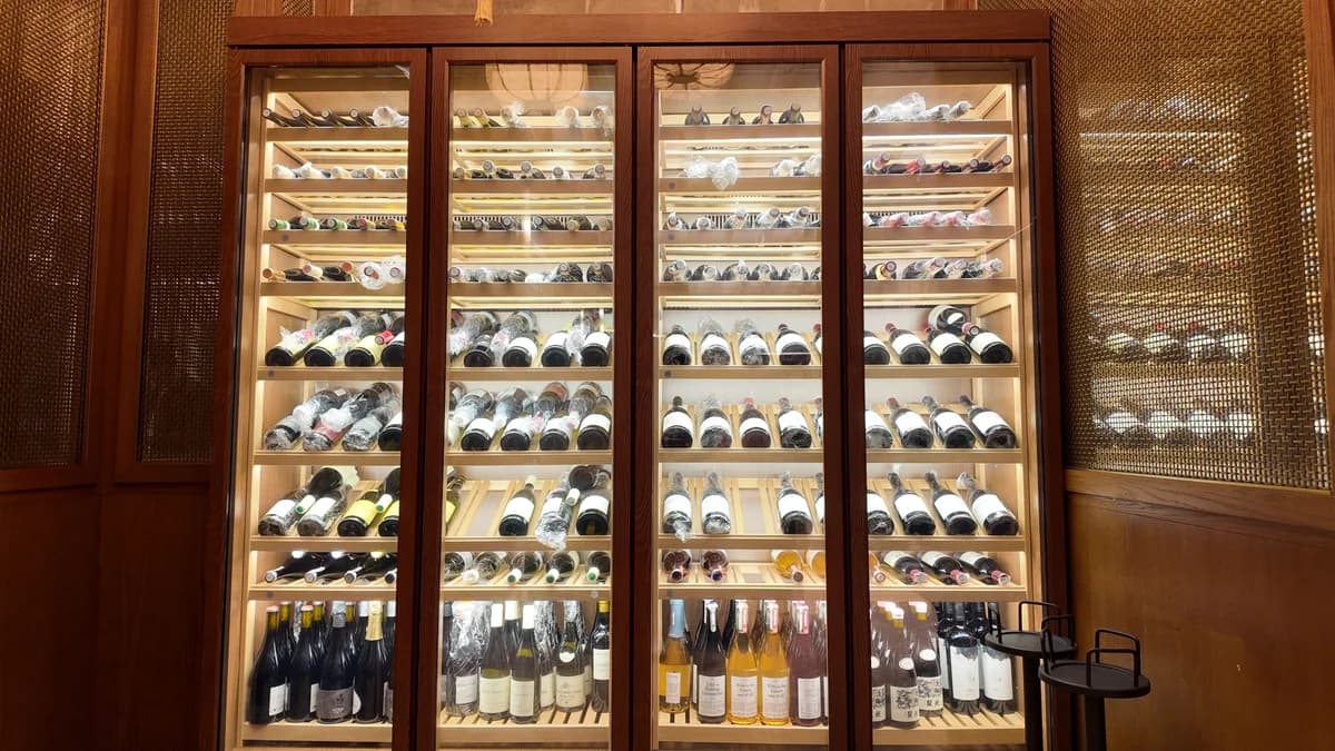 Hangzhou Shangri-La Four-Door Cabinet gallery 3